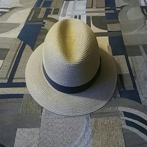 Hat - Picture 1 of 4